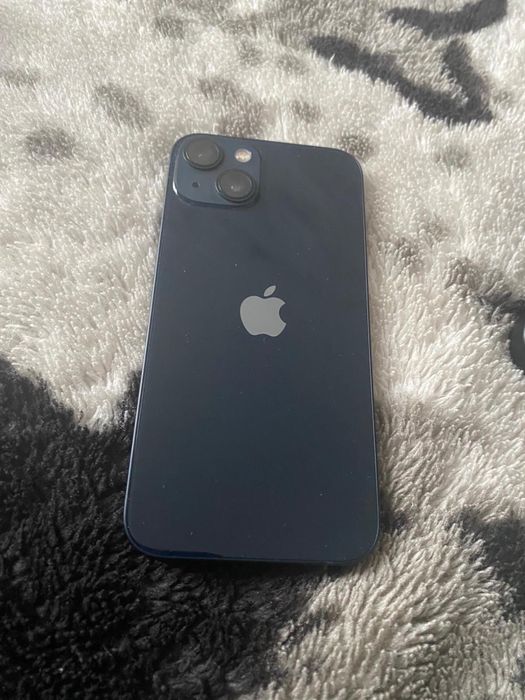 iPhone 13 128GB, inca in garantie