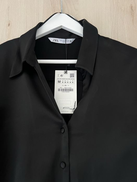 Черна къса сатенирана риза Zara