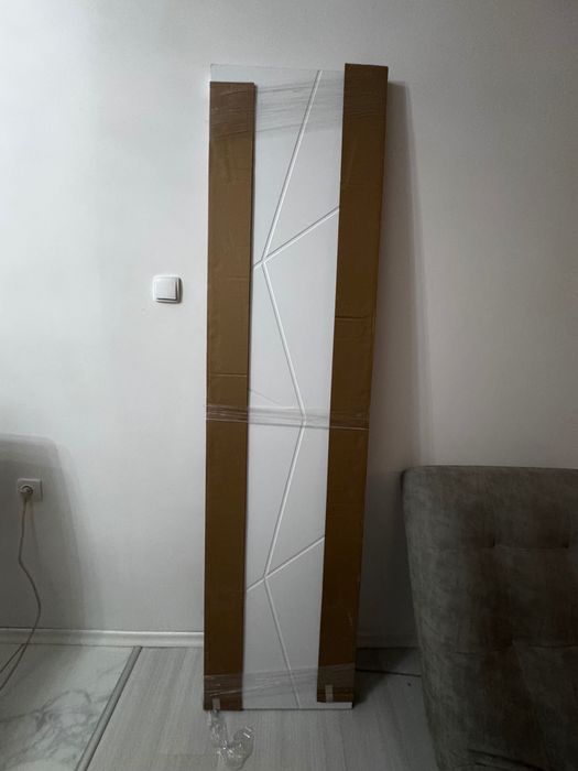 2 врати МДФ фолио, бели с фреска. Чисто нови.