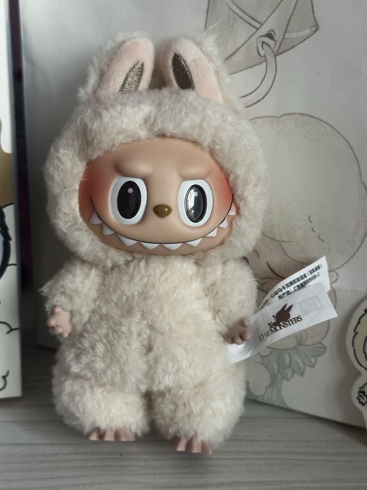 Играчка labubu The Monsters Exciting Macarons Pop Mart Soy Milk