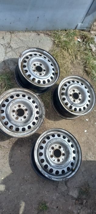 Продам диски от мерса стояли на ауди с4