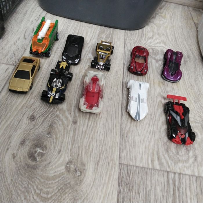 Машинки Hot Whells 10 Штук!!!
