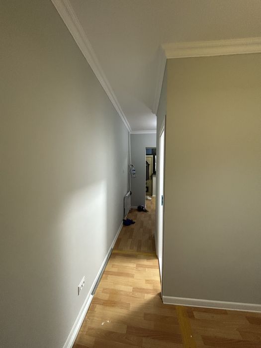 Продаётся 1+ плюс комнатная квартира 1-ый этаж с двориком 6-микр