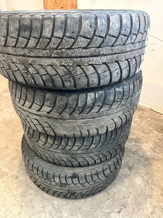 Шины в хорошем состоянии.