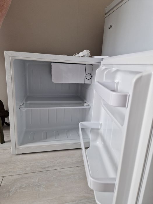 Продам Холодильник новый