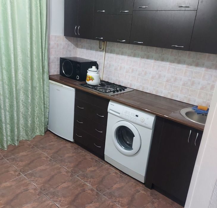 Аренда 1ком на 8 школе