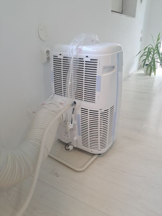 Aer condiționat mobil 12000 btu nou montat nefolosit