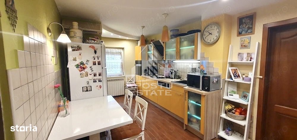 Apartament 3 camere de vanzare, garaj, zona Girocului, Timisoara