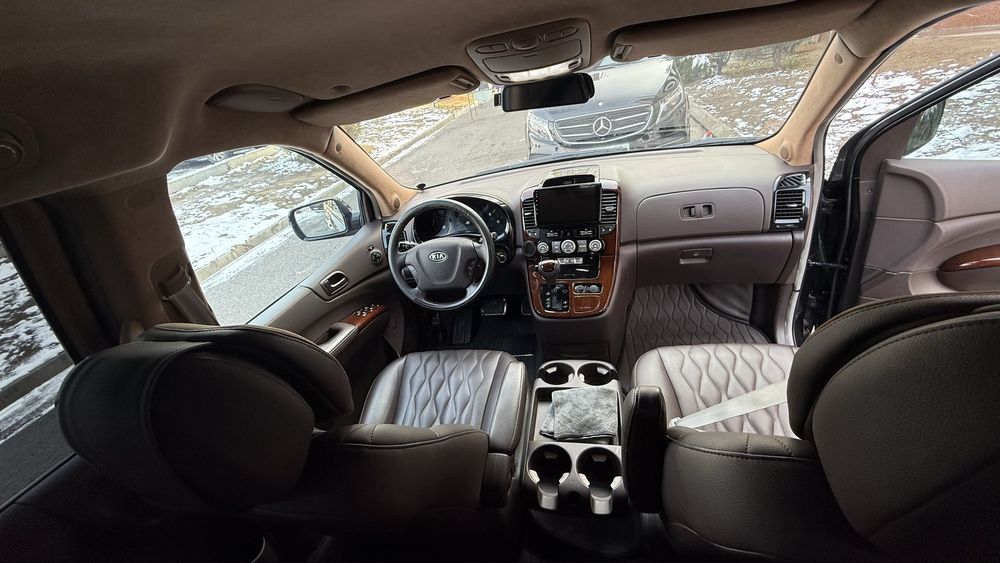 Kiya carneval yaxshi biznis class