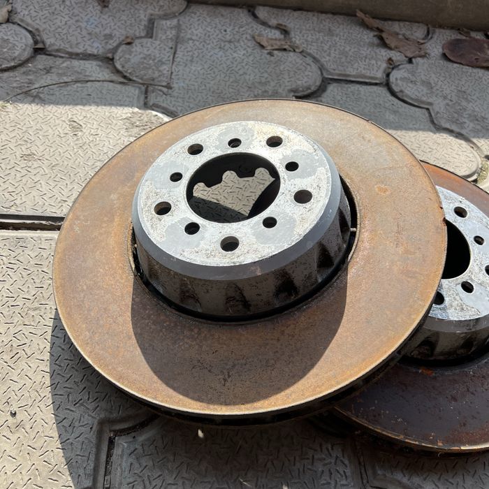 Тормозные диски колодки bmw m5 e39 бмв м5 е39