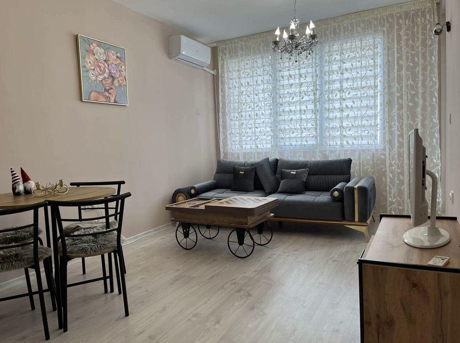 Дава се под наем Двустаен апартамент в Бургас, Меден рудник - зона Г - 55 кв.м за 357 € - Снимка #2