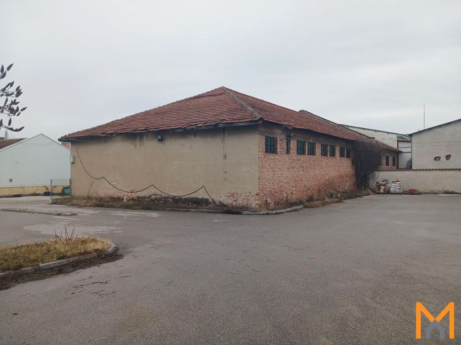 Продава се Склад в Севлиево - 330 кв.м за 310 €/кв.м - Снимка #1