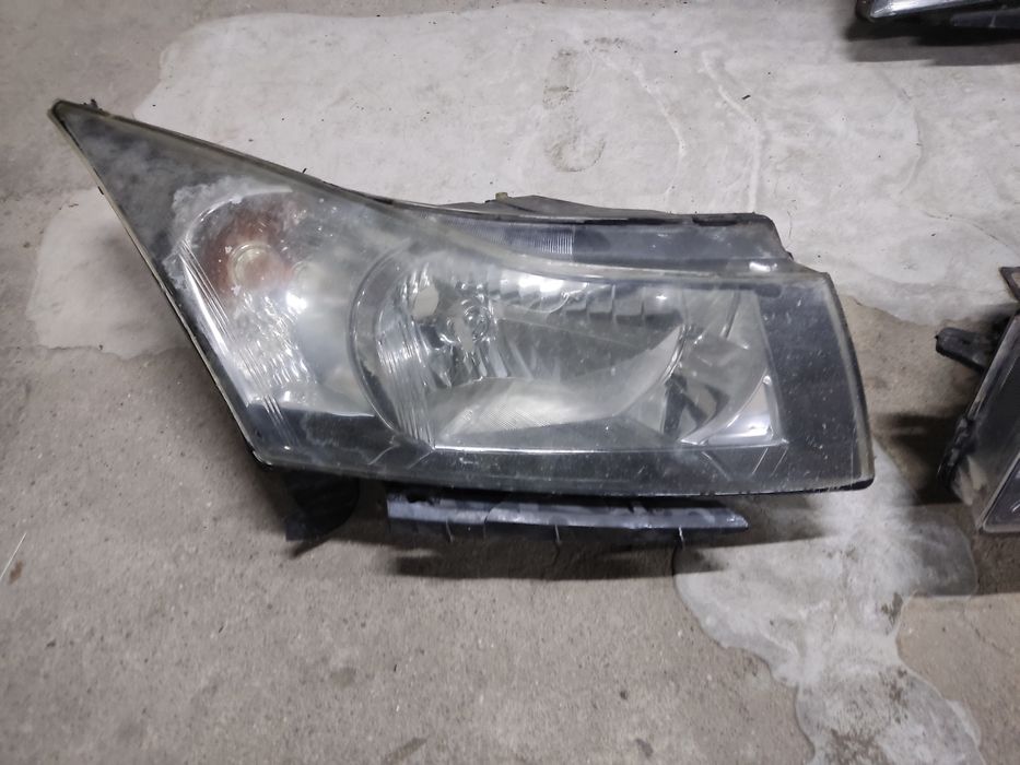 Фары Chevrolet Cruze