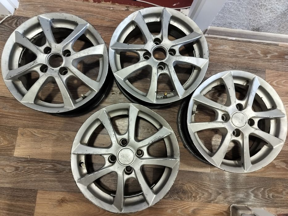 Продам литые диски R14
