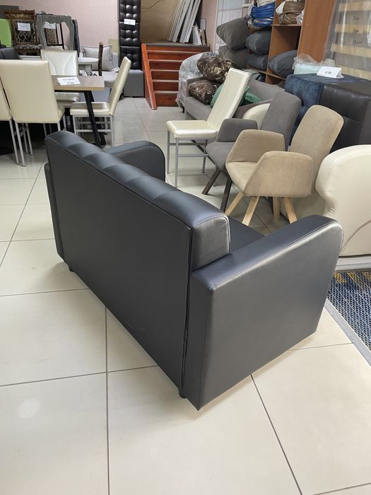 Офисный мини диван в наличии со скидкой
