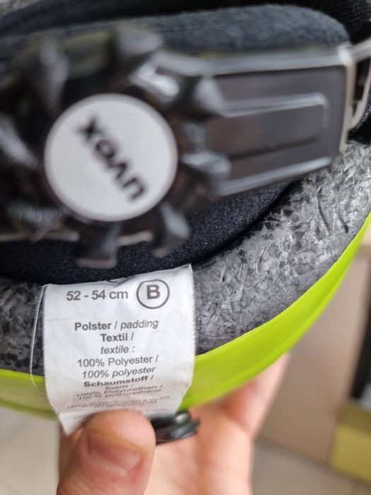 Детска ски сноуборд каска Uvex 52-54 см