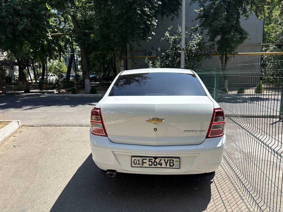 Chevrolet Cobalt 2022 года! Продам свою машину.