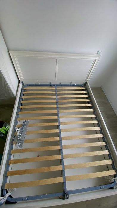 Спальняя кровать 160*200