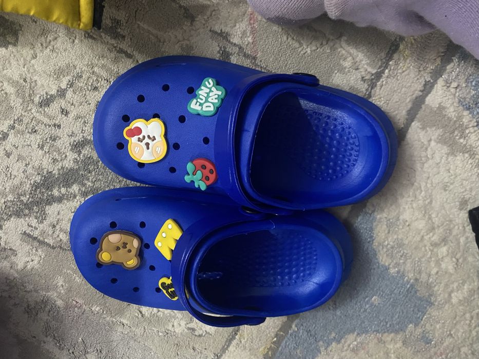 Шлепанцы для мальчиков(новые)