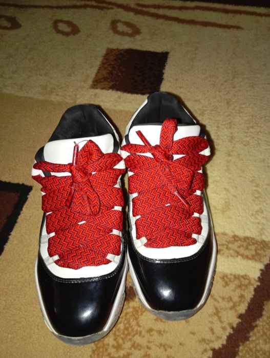 Air Jordan 11 кроссы