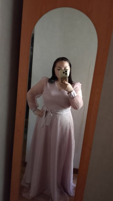 Продам новое платье