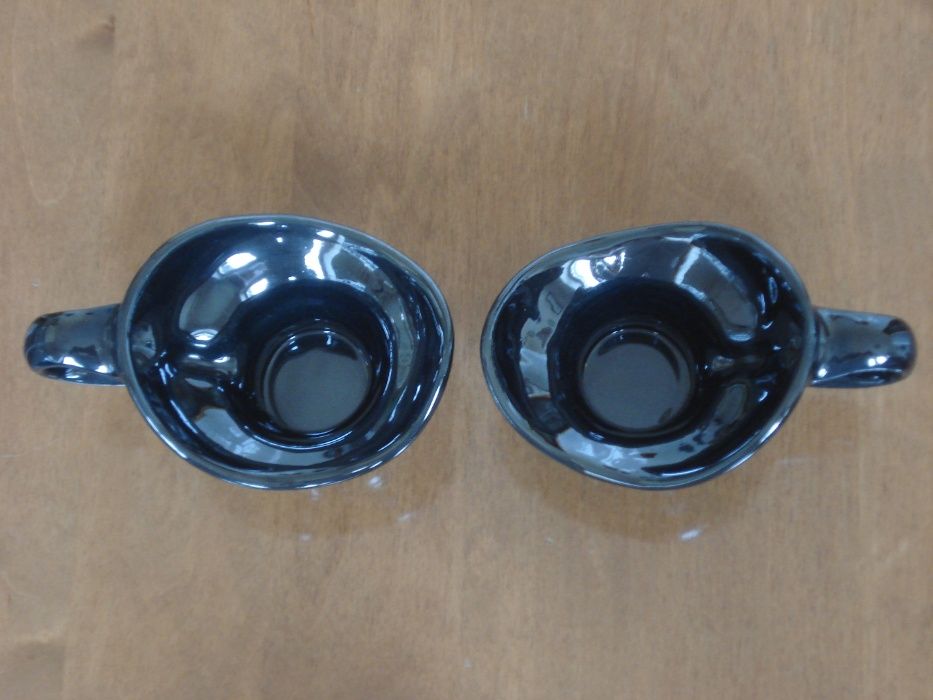 Продам красивый керамический подсвечник (пара)