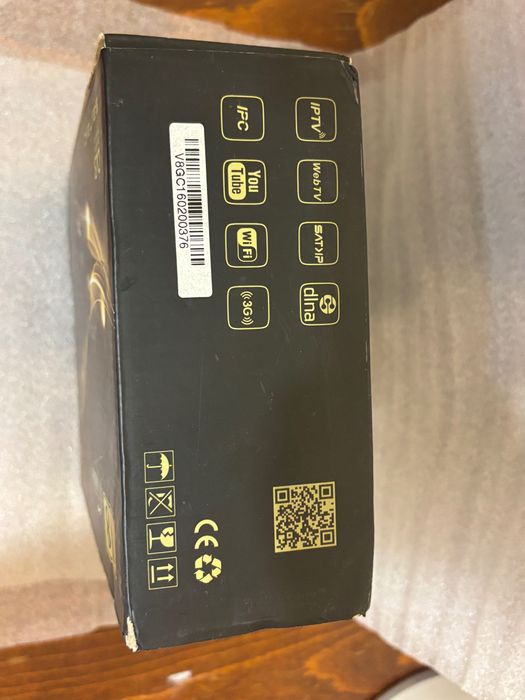 Спутниковый ресивер V8 Golden (DVB-S2/T2/C) — полный комплект