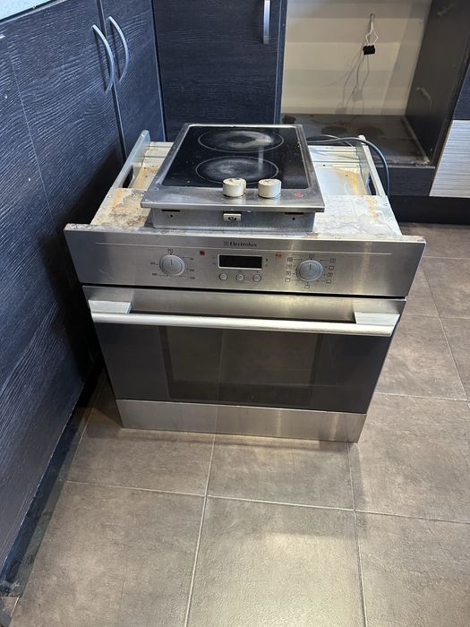 Фурна за вграждане Electrolux