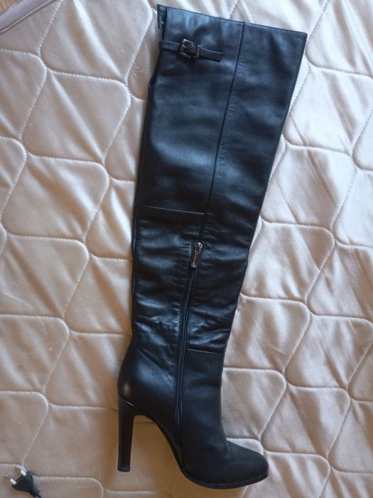 Сапоги высокие кожаные