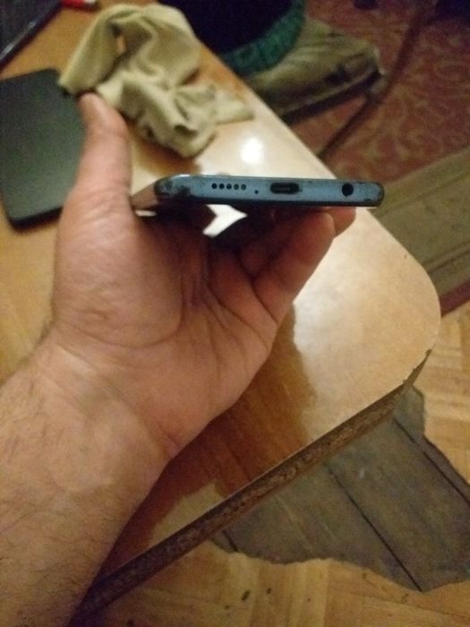 Продам смартфон Ксиоми  Редми  Note 9  Pro .  Возможна  доставка !