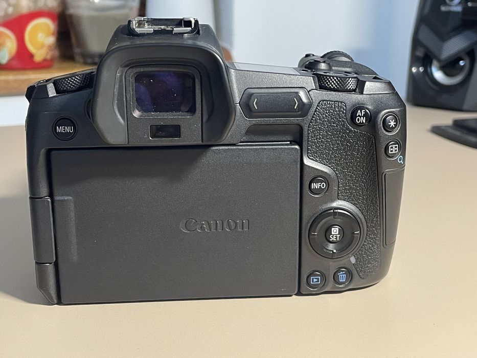 Canon EOS R in stare excelenta !