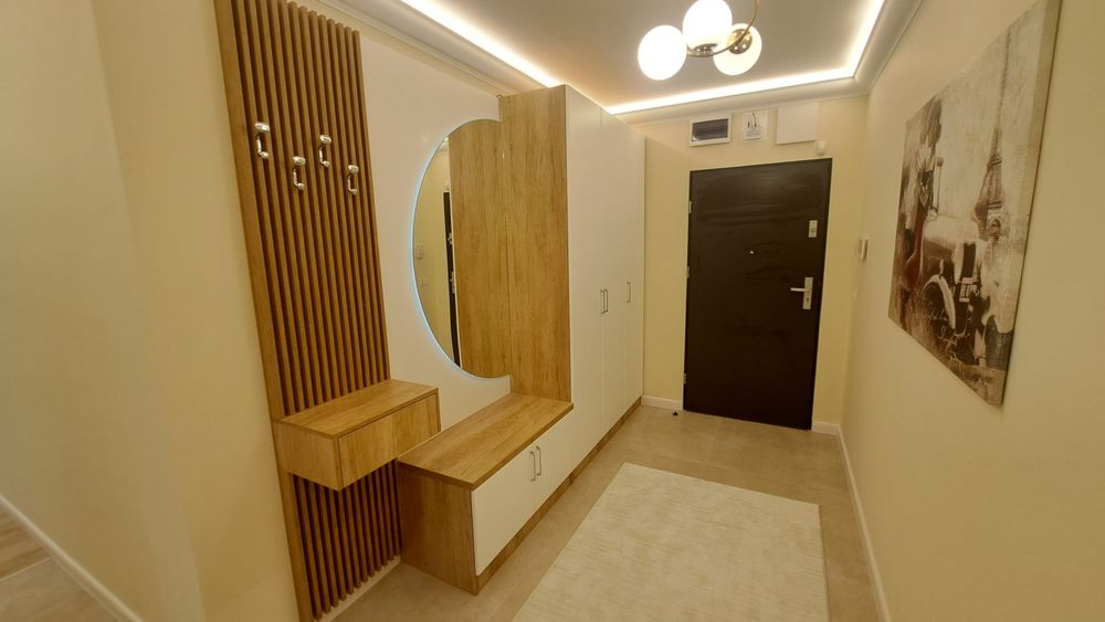 Închiriez Apartament 2 camere!