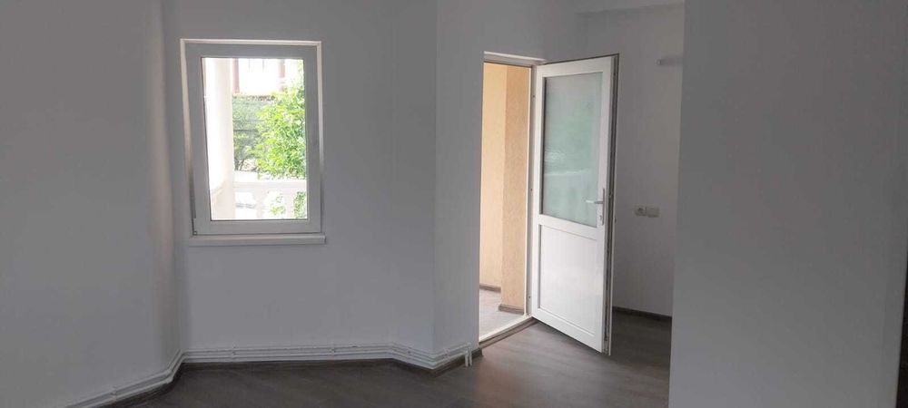 Inchiriez Spațiu comercial , birou 20 mp