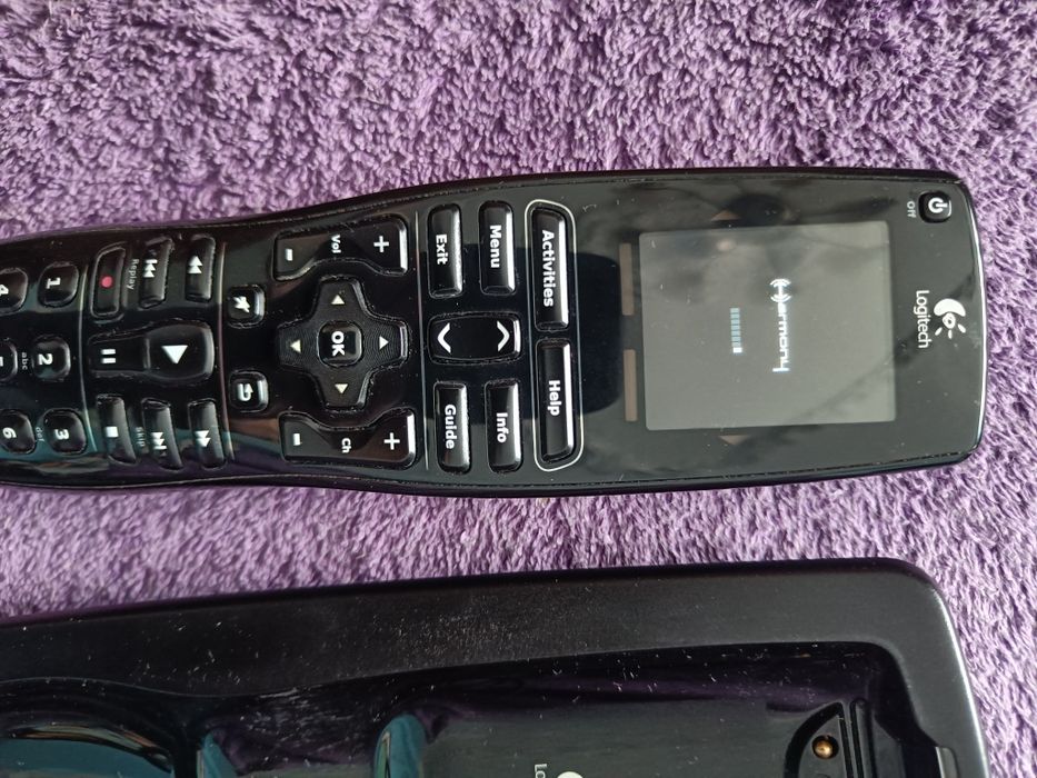 Telecomanda universala Logitech Harmony One