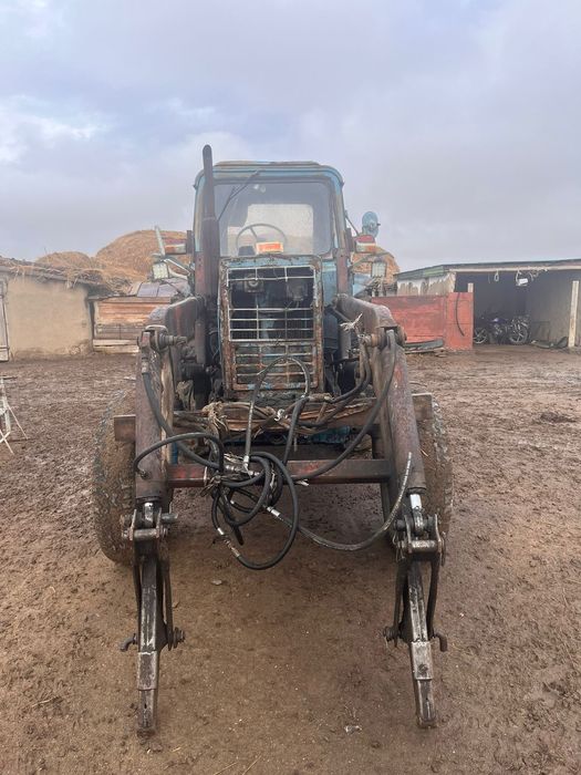 Срочно продам трактор