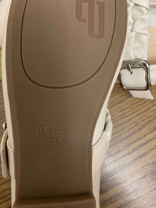 Продам туфли новые на девочку (девушку) с сайта Пиндуо