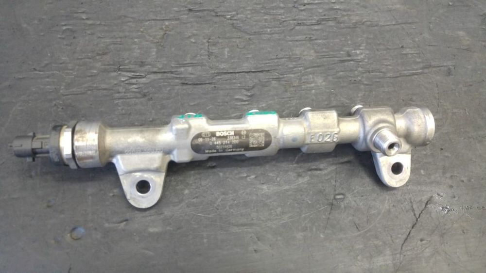 rampa injectoare 1.9 jtd  939a2000 150 cp  fiat croma alfa romeo 159  0445214200