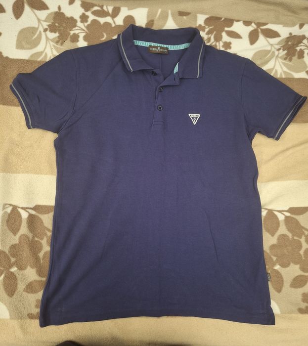 Поло тениска на Guess