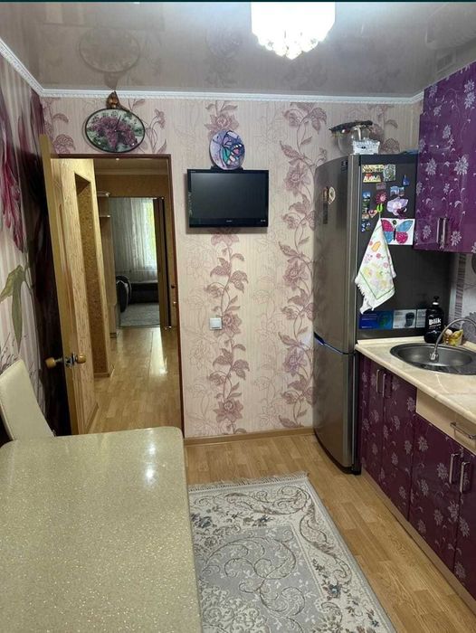 Продам 2х ком в центре Рахмет