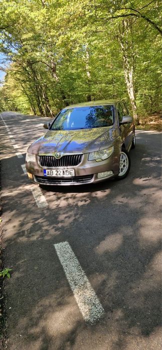 Skoda superb an 2010 automat dsg de 140 cai