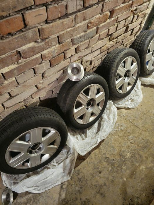 4 Anvelope de vară plus geantă aluminiu 175/60 R15