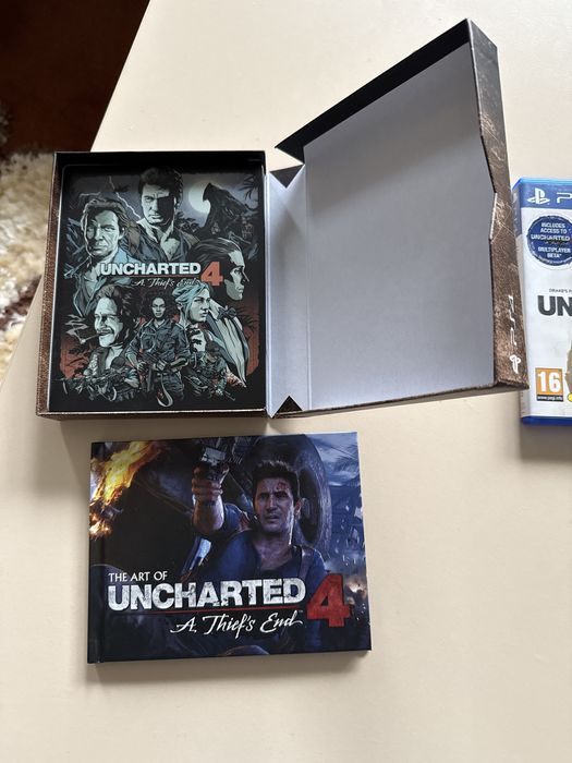 Consolă Sony PlayStation 4 (PS4) 500GB