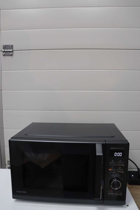 Микровълнова фурна Toshiba MW3-AM25PFI 25L 900W,инвертор, размразяване
