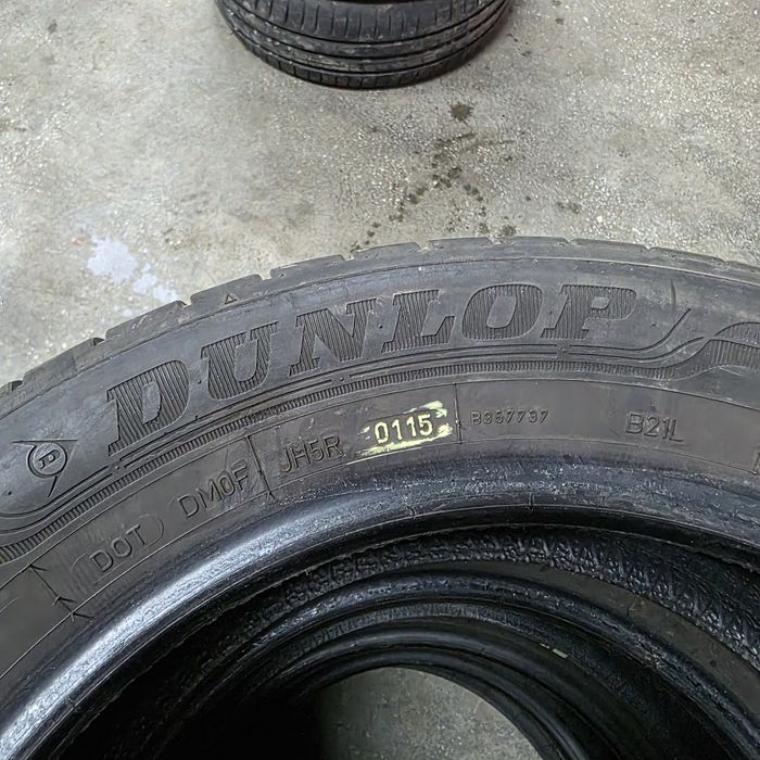 2x 205/55/16 VARA DUNLOP Stare excelenta
