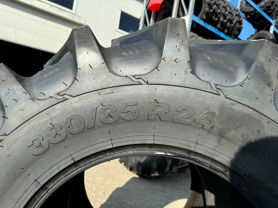 Cauciucuri OZKA noi radiale 380/85R24 pentru JOHN DEERE