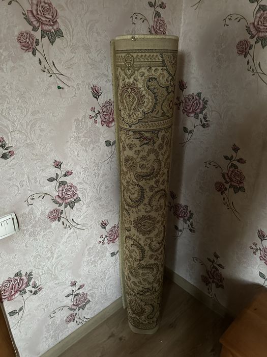 Гдадильная доска и ковер