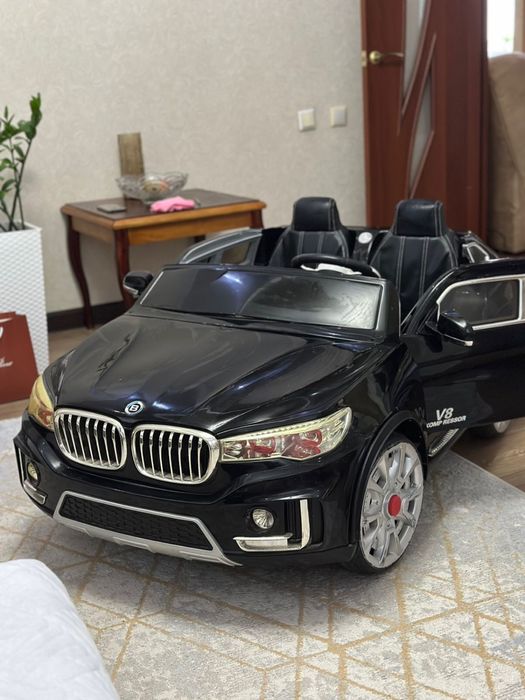 Детский автомобиль