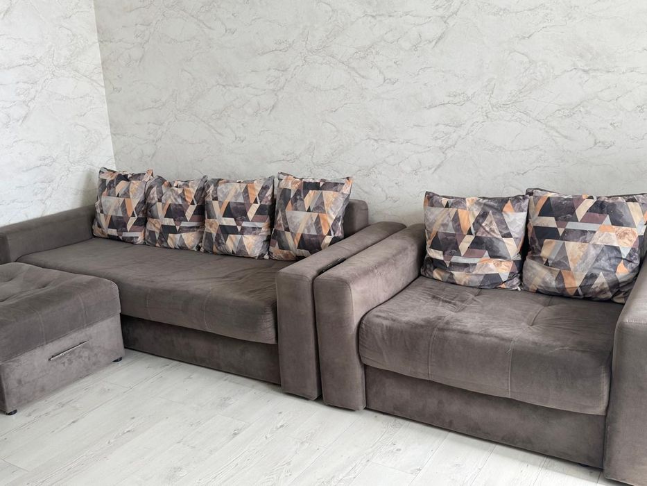 Продам Диван 2+1 б/у