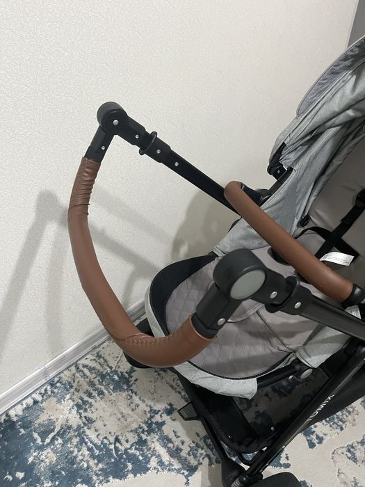 Коляска в отличном состоянии