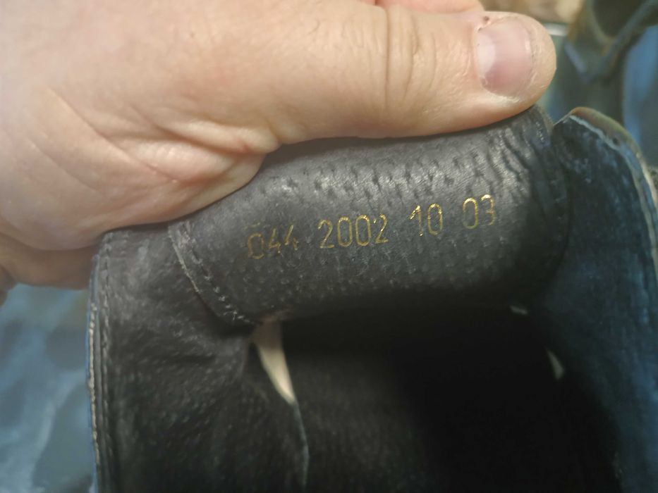 Продавам чисто нови български мъжки официални обувки